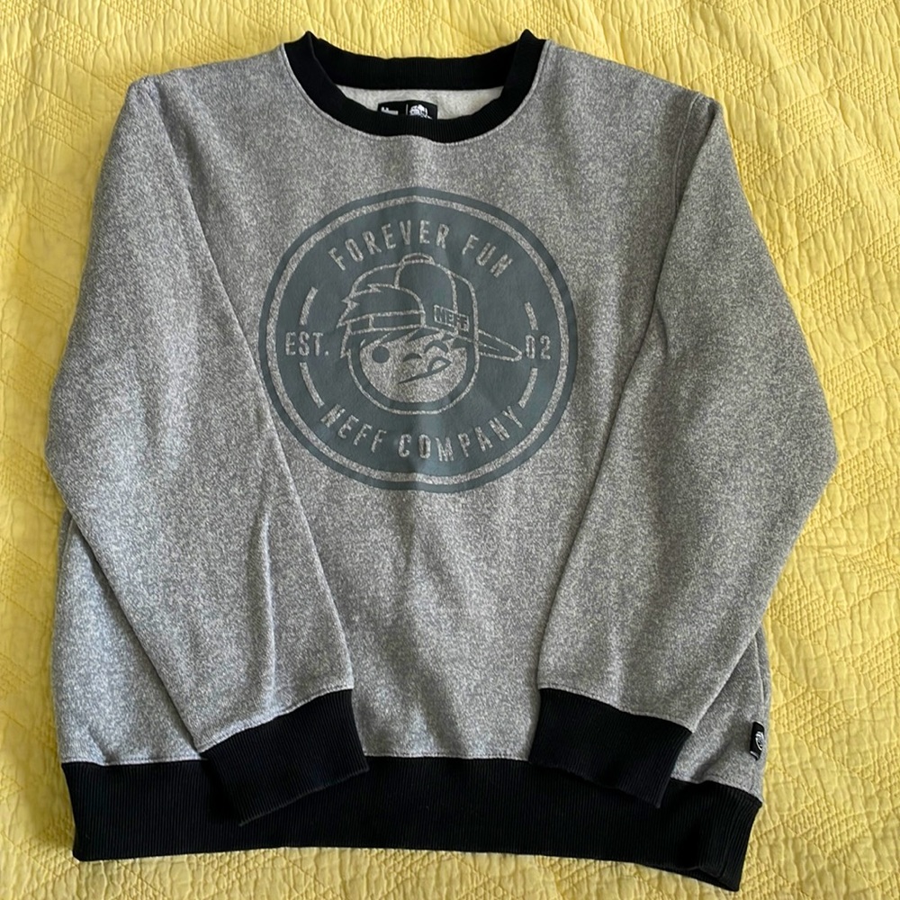 Neff youth large sweatshirt